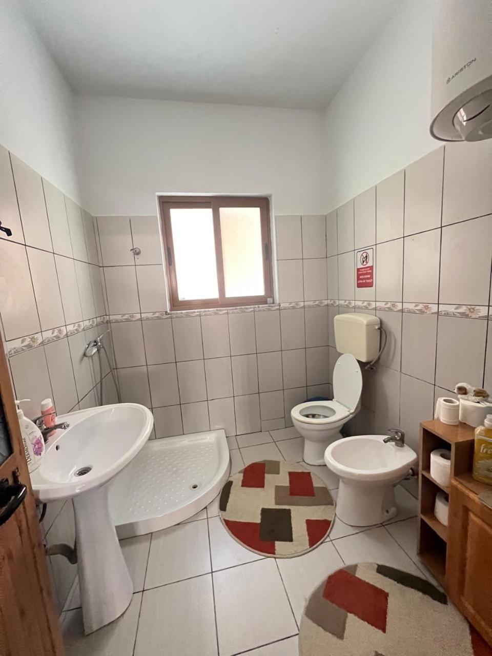 David Guesthouse Shkodër Eksteriør billede